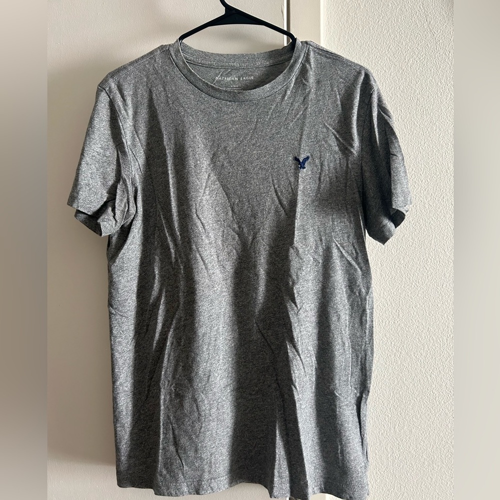 AEO Pima cotton tee shirts grey and white